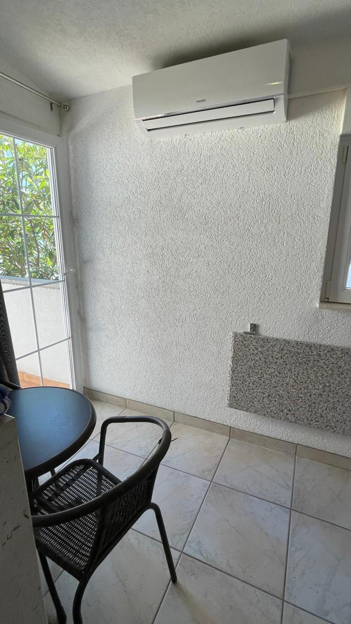 Apartmani Slavonija Orebić Rom bilde